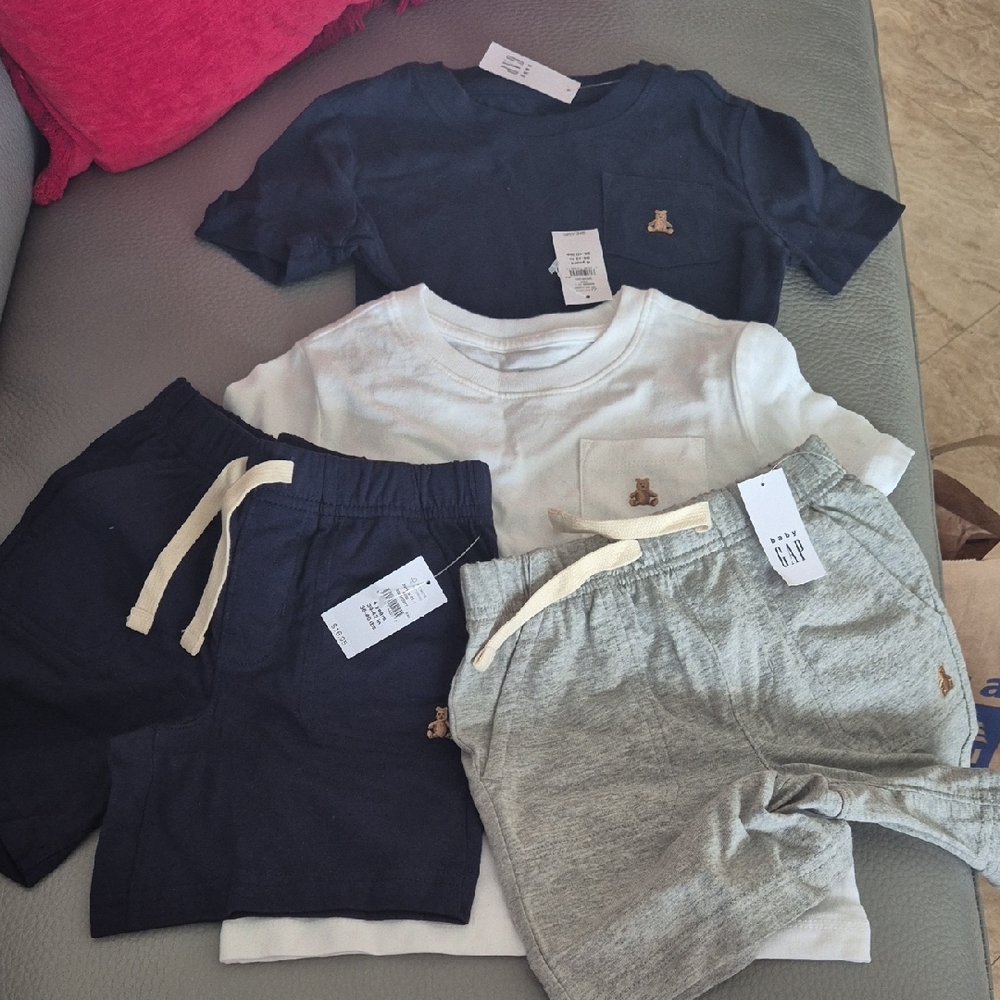 GAP Toddler 4-Piece Tee & Short Set in Navy, White, Gray